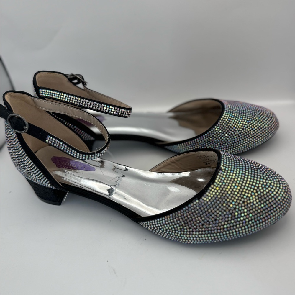 Badgley Mischka Big Girls Size 6 Studded Block Heel Dress Shoe Silver Sparkle